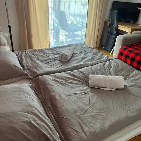 Apartment Large